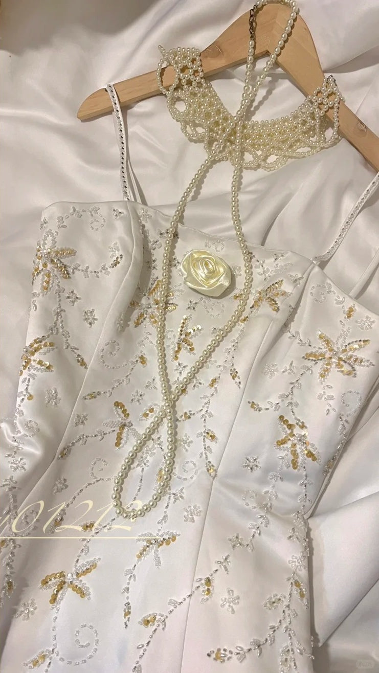 Weiß und gelb exquisite Perlendekoration langes Satin Ballkleid Abendkleid Brautkleid gh4509