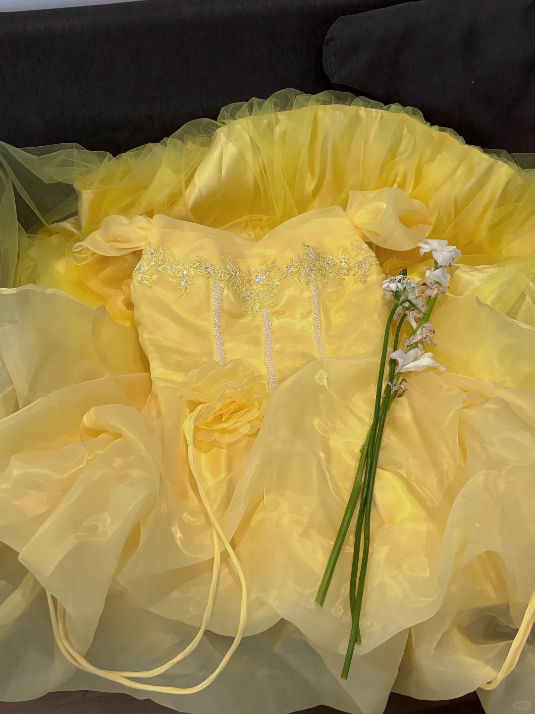 Yellow Puff Sleeve Romantic Gown, Cinched Waist, Voluminous Princess Skirt, Wedding Dress & Bridal Gown gh8174