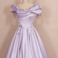Abendkleid aus lilafarbenem Satin mit schulterfreiem 3D-Blumenmuster und Schleppe gh6388