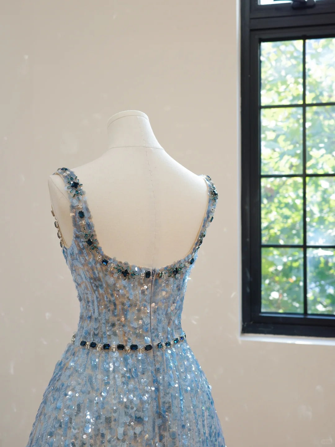 Hellblau wunderschöne exquisite Perlen glänzend Nische kurzes Heimkehrkleid Geburtstag Cocktailpartykleid gh4307