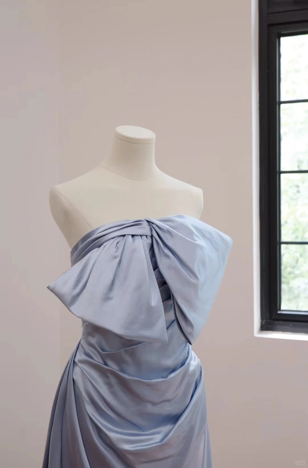 Girlhomeshops-Blaues, modisches, langes Satin-Ballkleid, Abendkleid gh5070