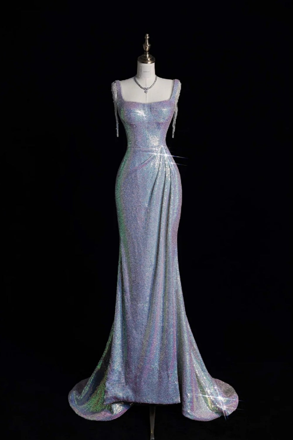 Schimmerndes Meerjungfrauen-Abendkleid mit eckigem Ausschnitt und Lichteffekten gh6749