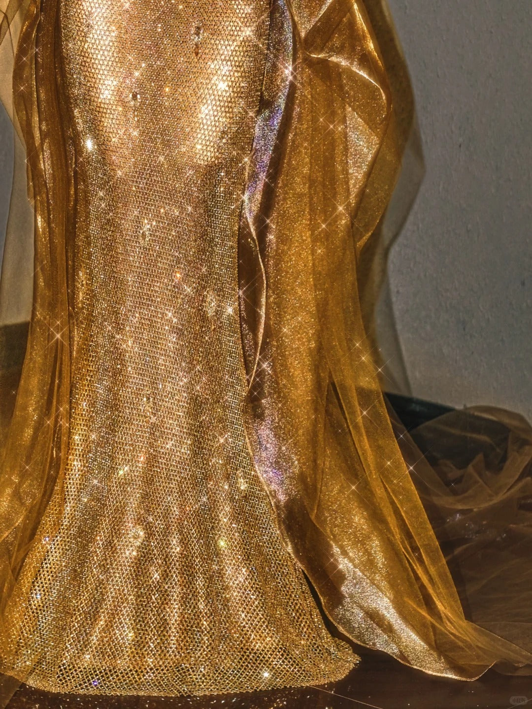 Girlhomeshops - Robe de bal longue sirène dorée, scintillante et exquise, ornée de perles, gh5488