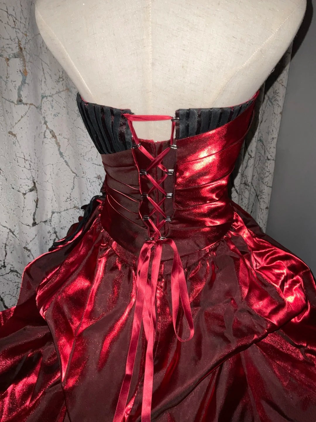 girlhomeshops-Burgundy-Black Paneled Shiny Satin Strapless Sleeve Floor-Long Gothic Ball Gown gh6317
