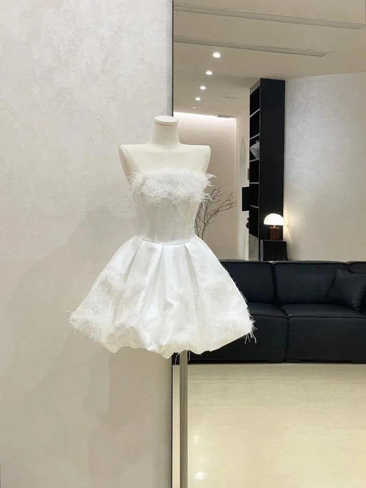 Robe de soirée courte en satin à plumes blanches, magnifique robe de princesse, robe de bal, robe d'anniversaire, gh4524