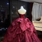 Absolut atemberaubendes und elegantes rotes Prinzessinnenkleid im französischen Stil mit einer riesigen Schleppe gh6726