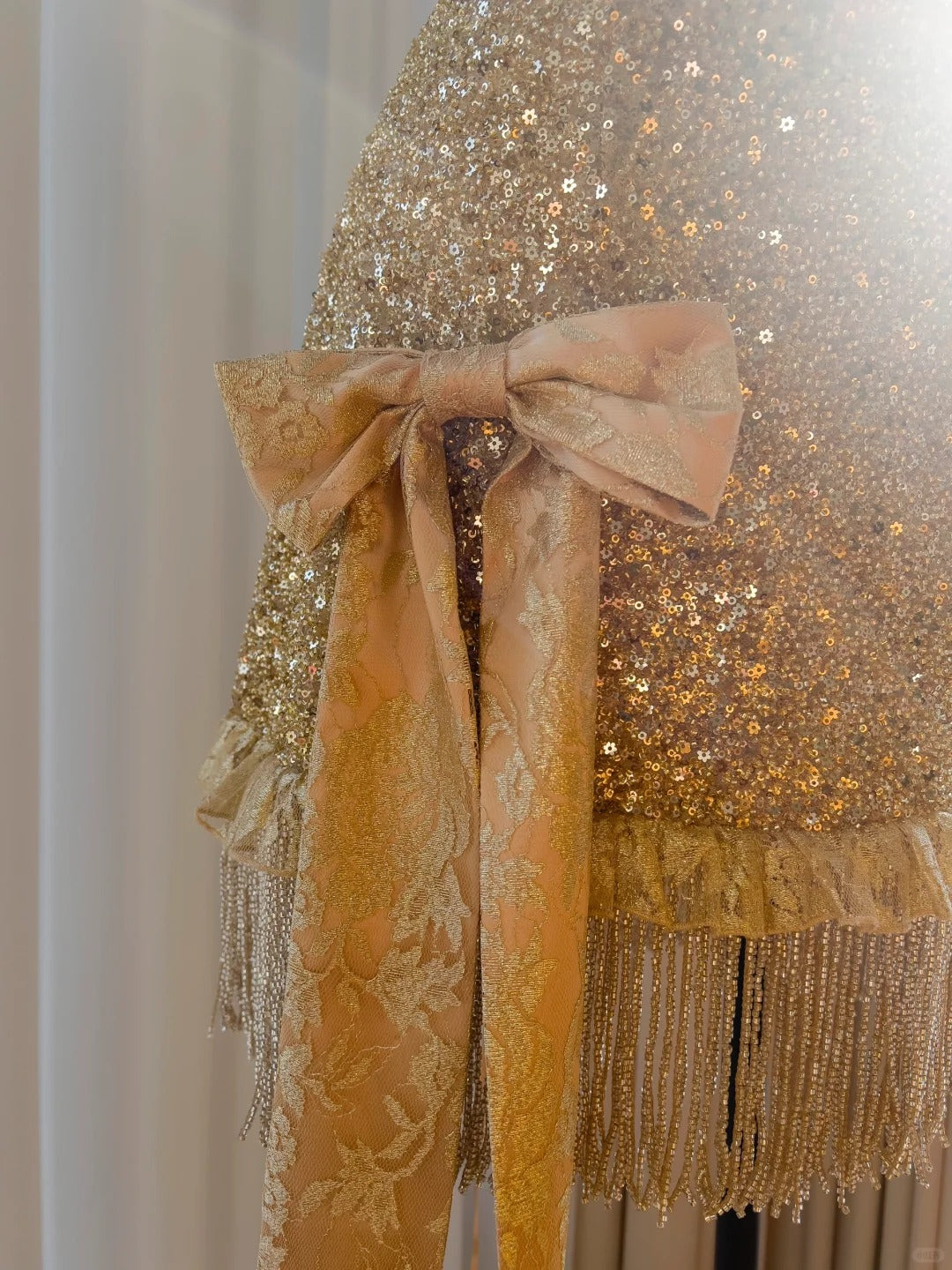 Robe de soirée courte à paillettes et pompons, luxueuse et brillante, magnifique, mignonne et élégante, robe de bal, robe de soirée, gh4165