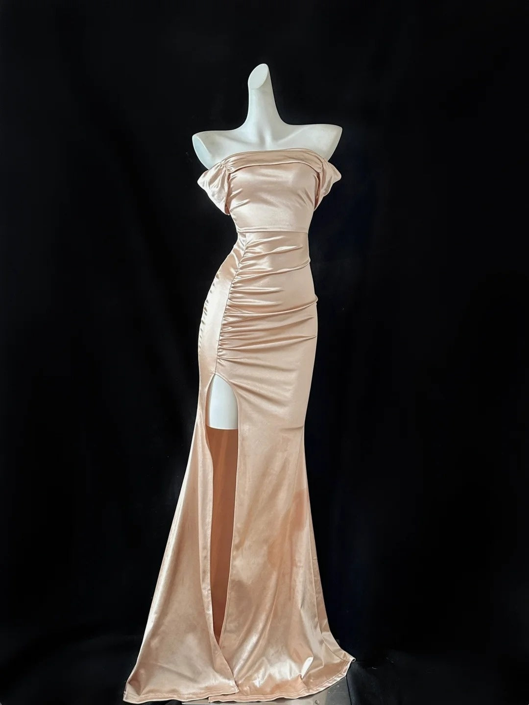 Robe de soirée longue en satin doré métallisé/champagne clair/blanc gh4840
