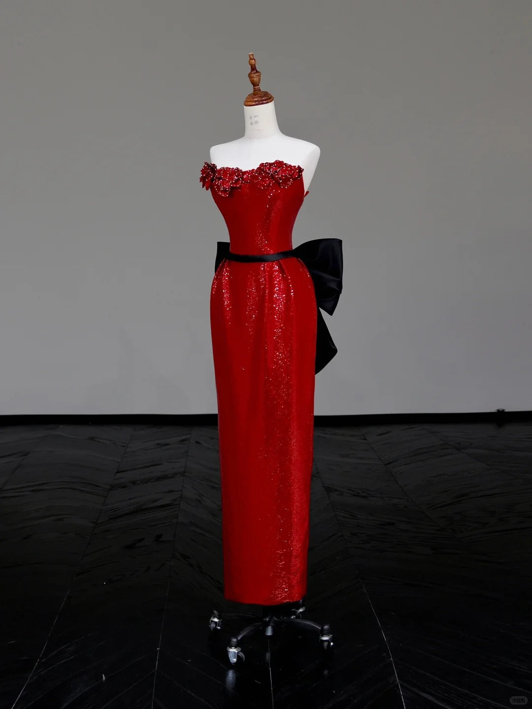 Girlhomeshops - Robe de soirée longue rouge brillante à paillettes gh5120