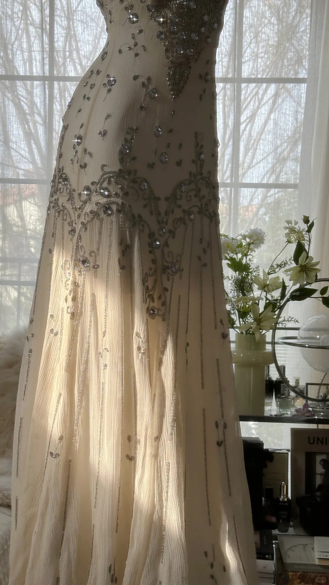 Ivory Vintage Elegant Shiny Exquisite Rhinestone Beading Long Chiffon girlhomeshops Ivory Vintage Elegant Shiny Exquisite Rhinestone Beading Long Chiffon girlhomeshops