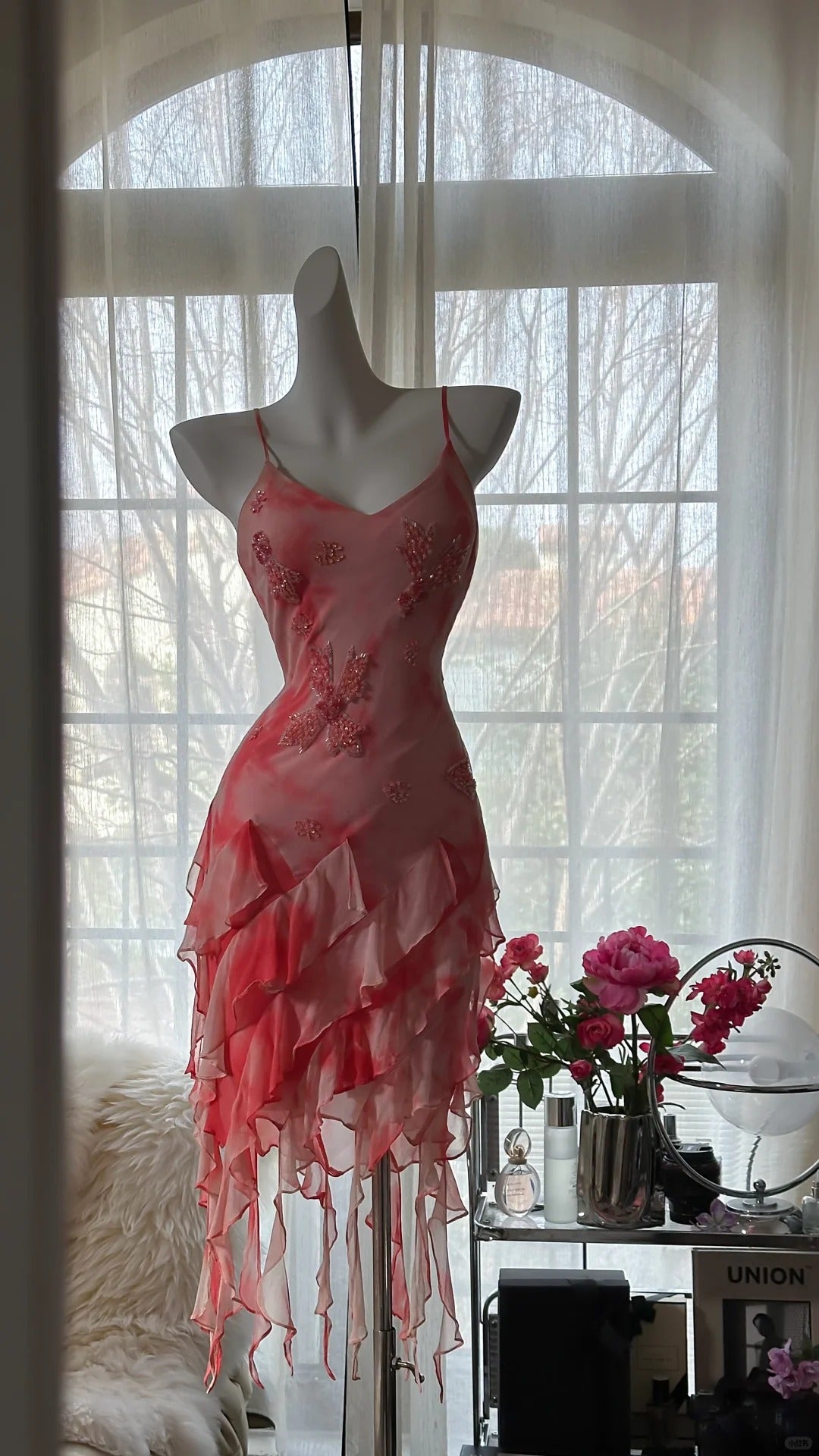 Rosa Romantisch Elegant Exquisite Blumen Perlen Rückenfrei Kurzes Chiffon Rüschen Homecoming Kleid Ballkleid Abendkleid Geburtstag Urlaub Partykleid Ballkleid gh4011