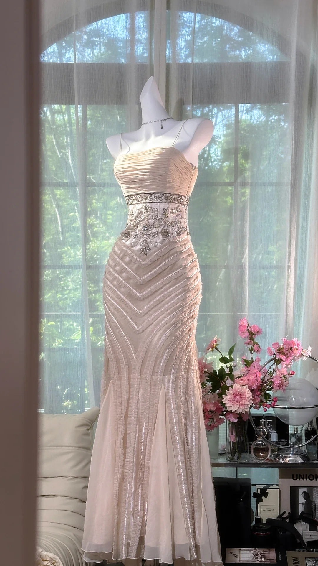 Girlhomeshops-Pink wunderschöne Perlen elegante lange Chiffon Ballkleid Abendkleid Partykleid gh5166