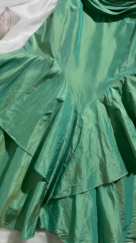Vintage Green Spaghetti Strap Fitted Waist Slim Short Prom & Evening Party Dress With Unique Design gh8508
