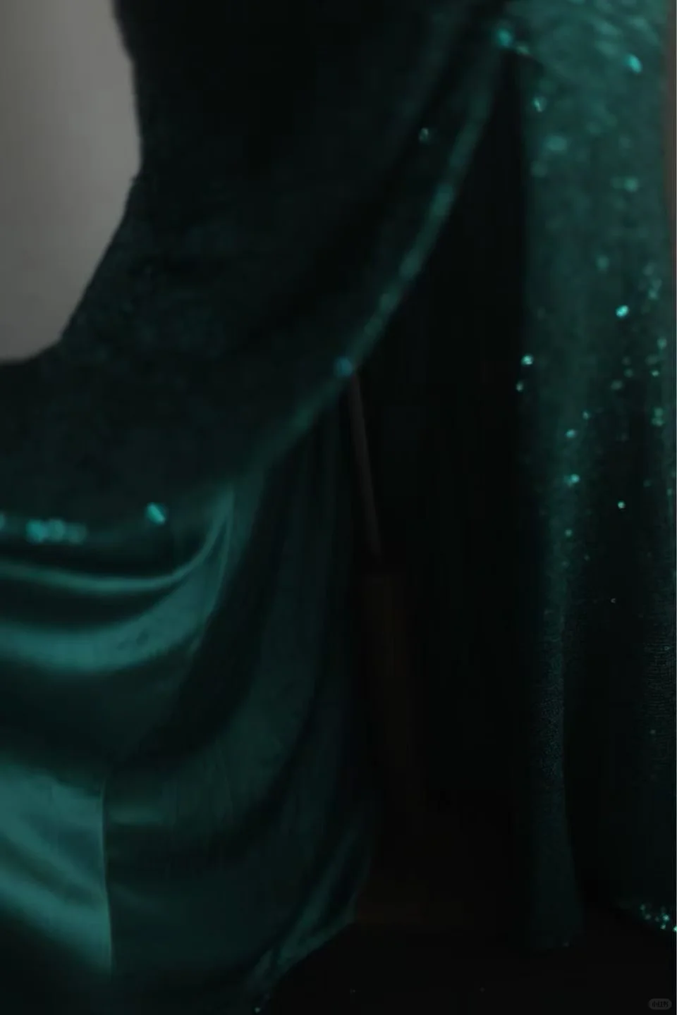 Emerald Green Spaghetti Strap Sequin Mermaid Evening Gown, Square Neck Side Ruched Fitted Long Prom Dress gh9126