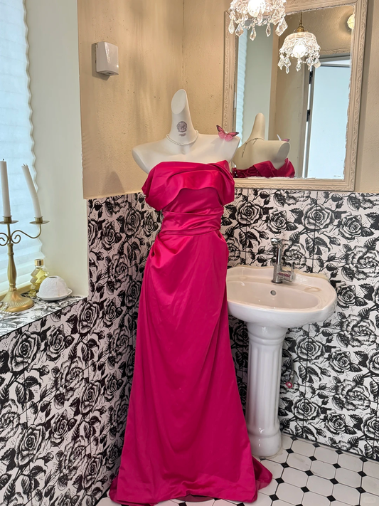 Magenta Strapless Waist-Cinched Fitted Elegant Vintage Romantic Gown gh7558