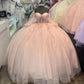 Rosa Quinceaine-Kleid mit Perlenapplikationen und langen Ärmeln, Ballkleid, Abschlusskleid, Abendkleid, süßes Kleid für 16-Jährige, gh3122
