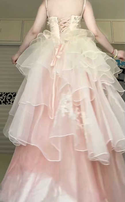 Pink‑White Ombre Spaghetti Strap Ball Gown, Lace Beaded Sweetheart Formal Dress Multi‑Layer Ruffle Organza Skirt for Prom Party gh8947