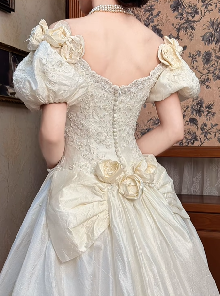 Cream Vintage Satin Ball Gown, Sweetheart Neck Puff Short Sleeves With 3D Floral Accents, Heavy Lace Beaded Appliqué Pointed Waist, Voluminous Full Skirt With Scalloped Lace Hem, Wedding Prom Dress gh8637
