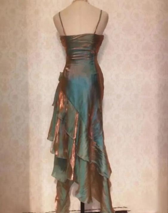 Robe de soirée longue en satin bleu brillant et élégant à bretelles spaghetti gh3489