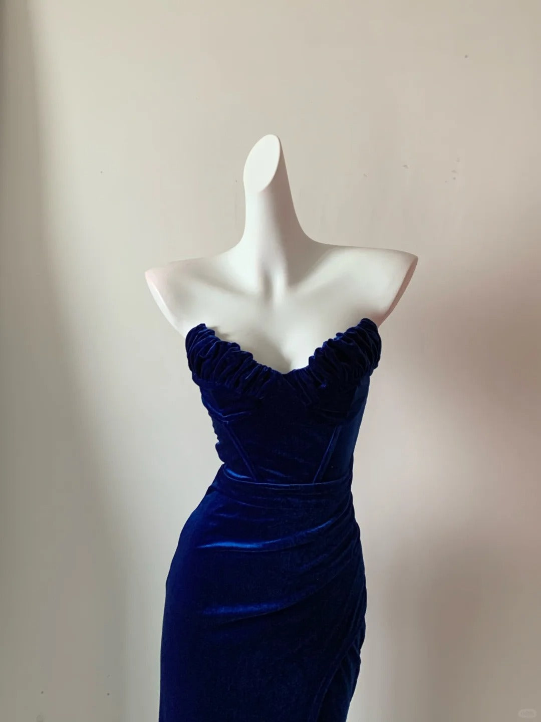 Robe de soirée élégante en velours bleu/noir, col en cœur, longueur au sol, robe de bal, gh4076