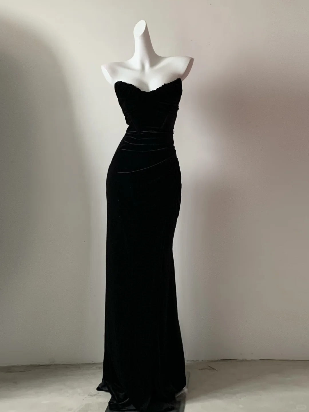 Robe de soirée élégante en velours bleu/noir, col en cœur, longueur au sol, robe de bal, gh4076