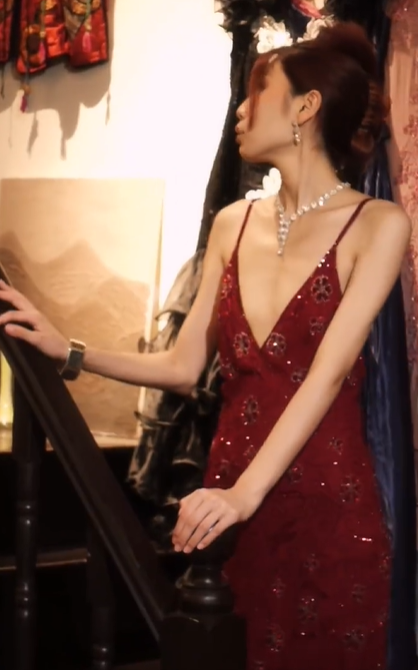 Burgundy Floral Sequin Long Evening Gown Deep V Spaghetti Straps Mermaid Prom Dress gh9868