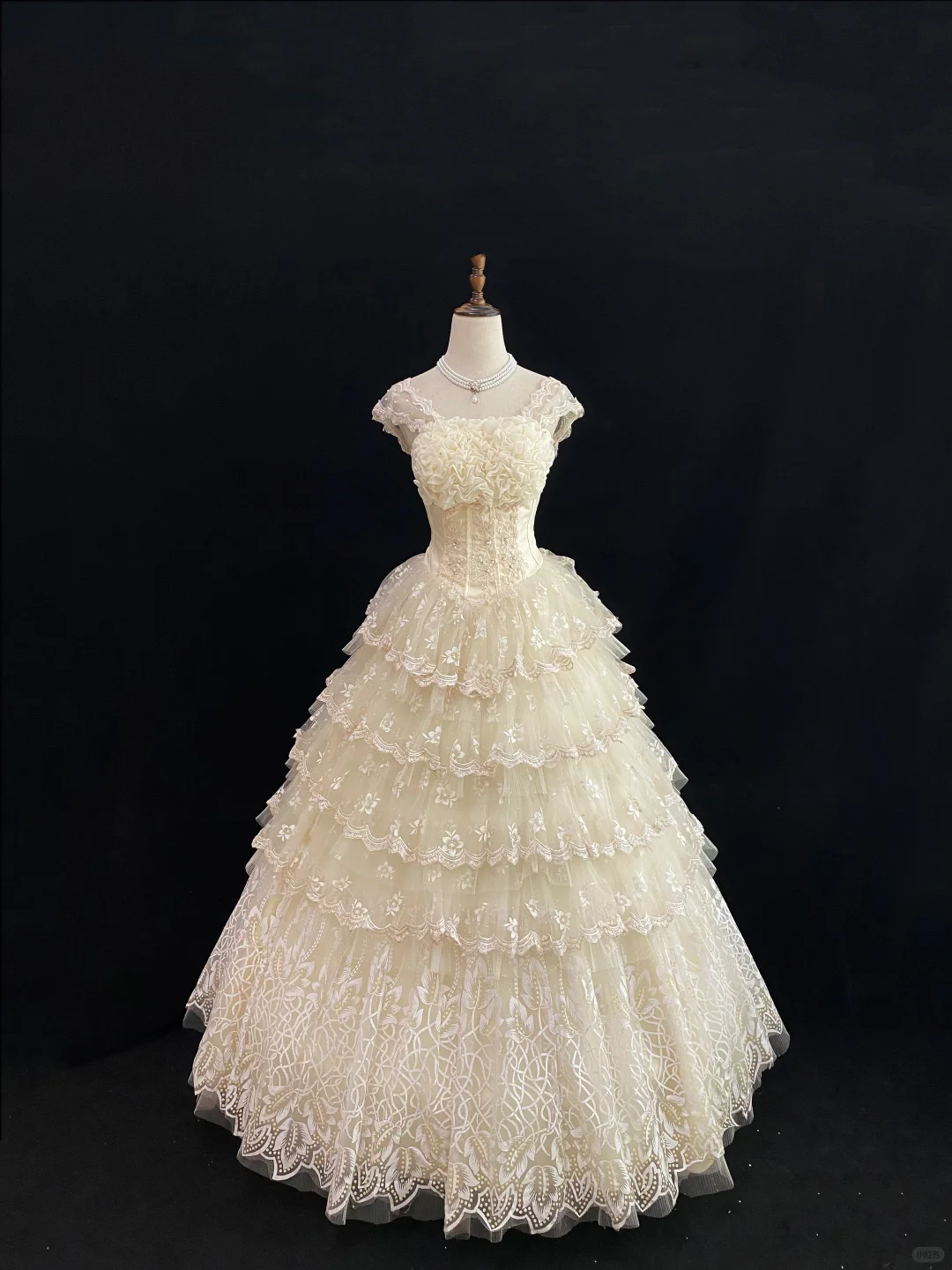 Light Apricot Lace Long Vintage Romantic Gown, Fitted Waist, Fluffy Tiered Skirt, Wedding Dress & Bridal Gown gh8175