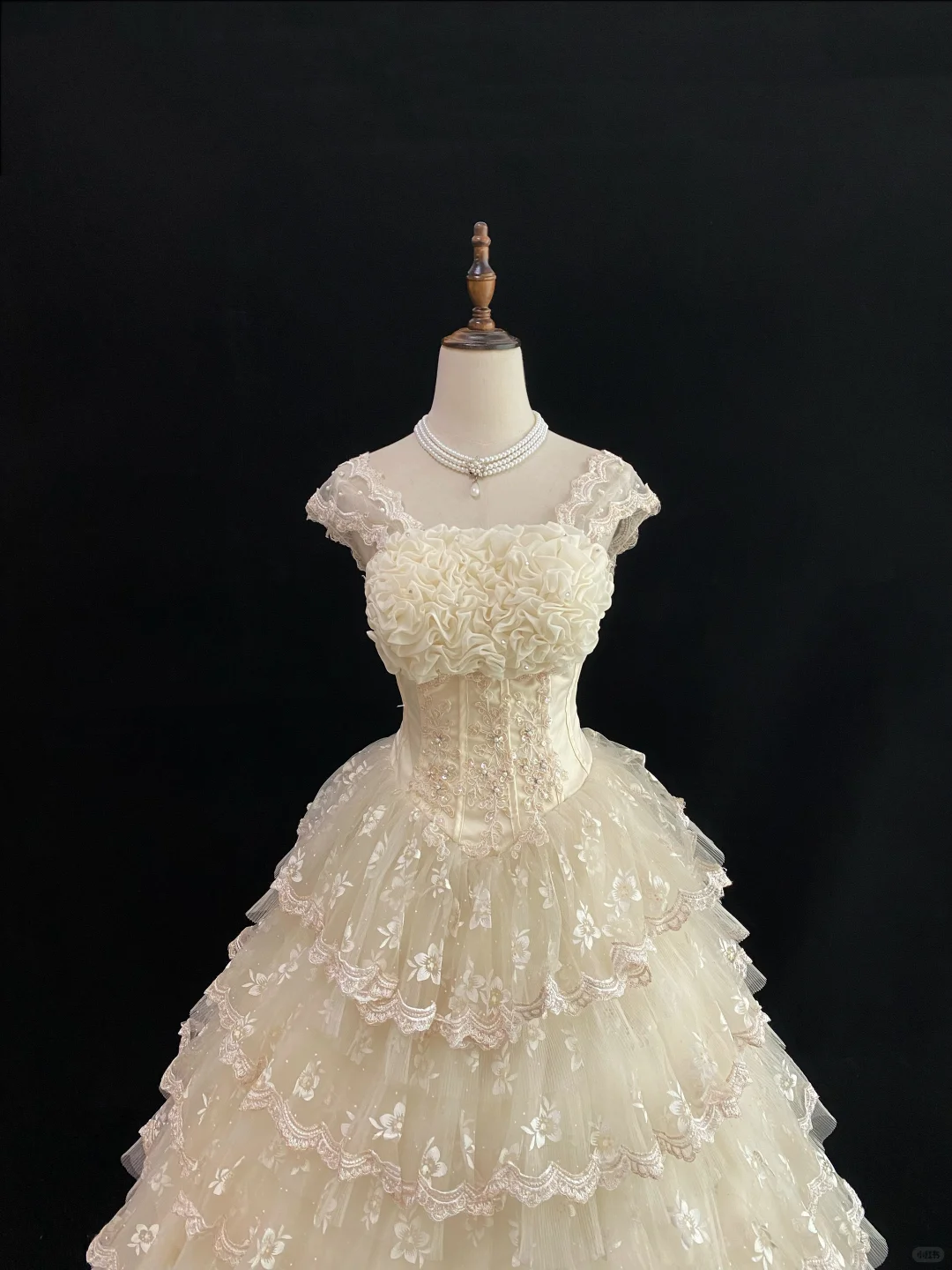 Light Apricot Lace Long Vintage Romantic Gown, Fitted Waist, Fluffy Tiered Skirt, Wedding Dress & Bridal Gown gh8175