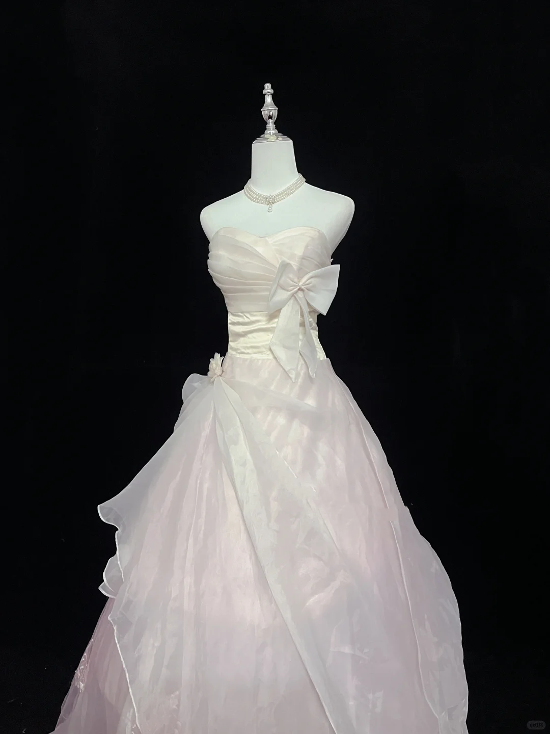 Blush Pink Gradient Strapless, Cinched Waist, Voluminous Gentle Style Skirt Long Romantic Dress, Wedding Gown gh8042