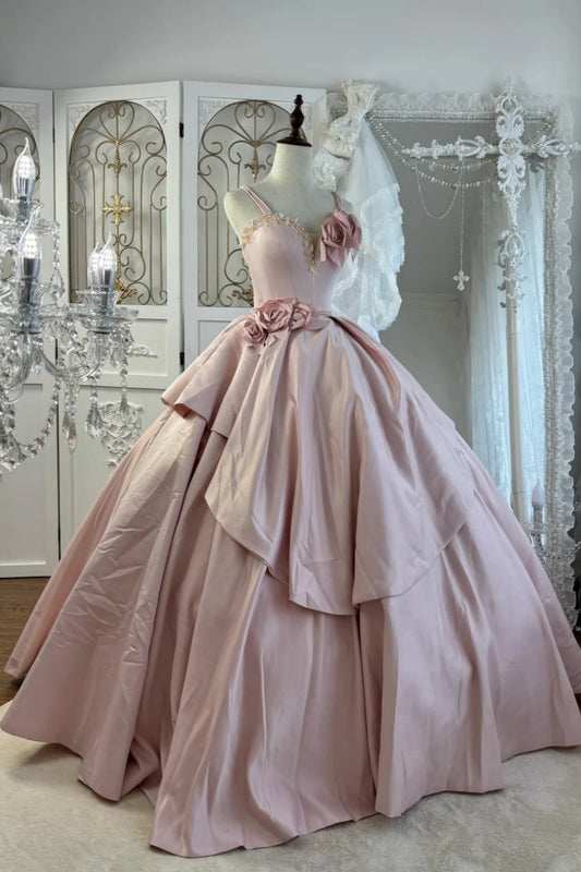 Rosa trägerloses Abendkleid mit Perlenbesatz am Ausschnitt und 3D-Rosenapplikationen – ein echter Hingucker (gh7062)