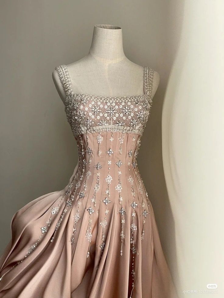 Girlhomeshops - Robe de soirée courte en satin rose, magnifique et exquise, ornée de perles, gh5306