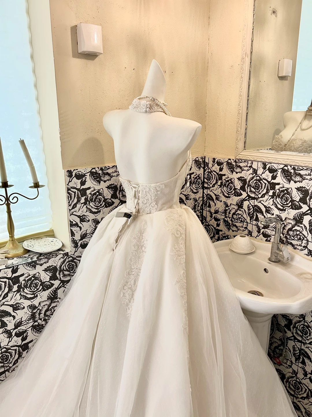 Ivory Vintage Elegant Strapless Embroidered Cinched Waist Full Flared Skirt Long Romantic Dress, Wedding Gown gh7789