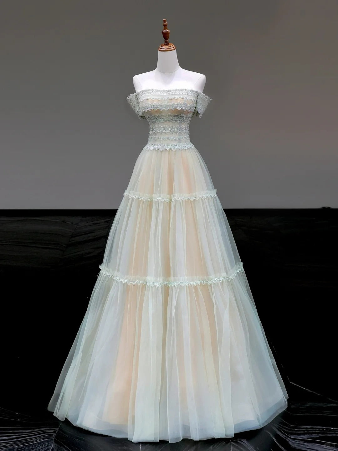 Girlhomeshops-Mintgrünes elegantes langes Tüll-Ballkleid aus Spitze, Abendkleid, Partykleid, gh5124