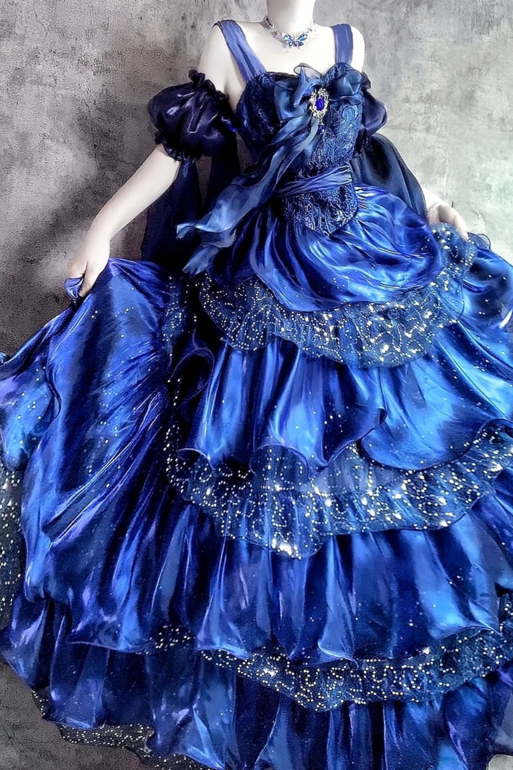 A gorgeous, shimmering blue long tulle ball gown gh6848