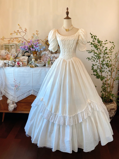 White Vintage Short Sleeve Court Style Flared Evening Gown gh7136