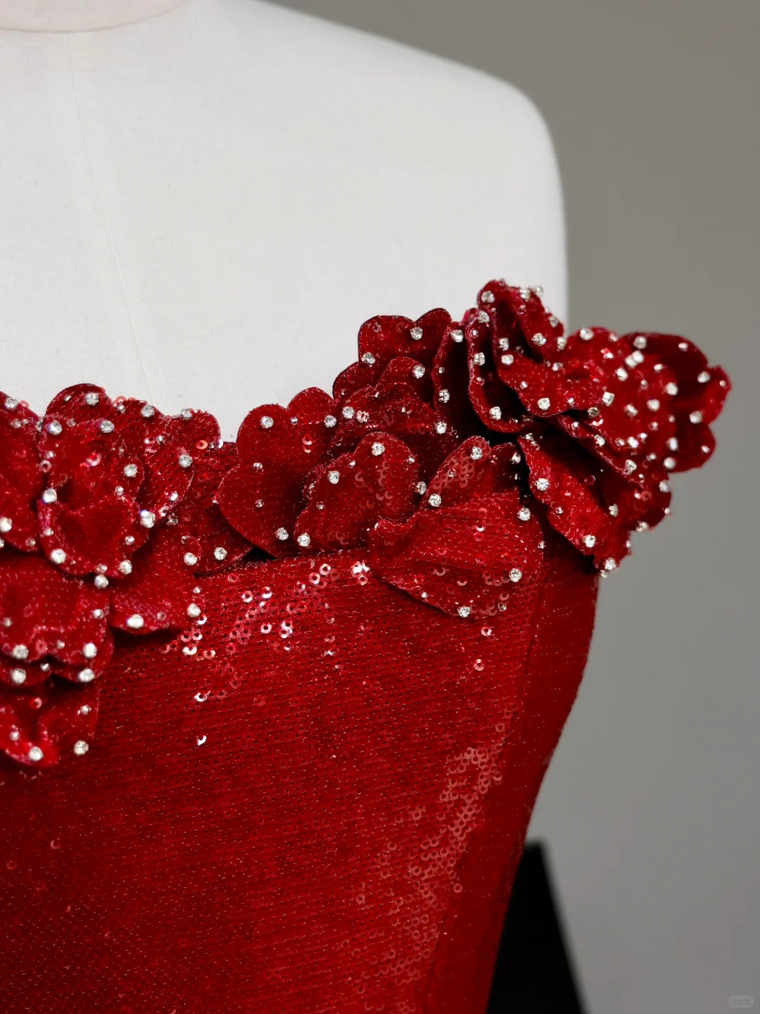 Girlhomeshops - Robe de soirée longue rouge brillante à paillettes gh5120