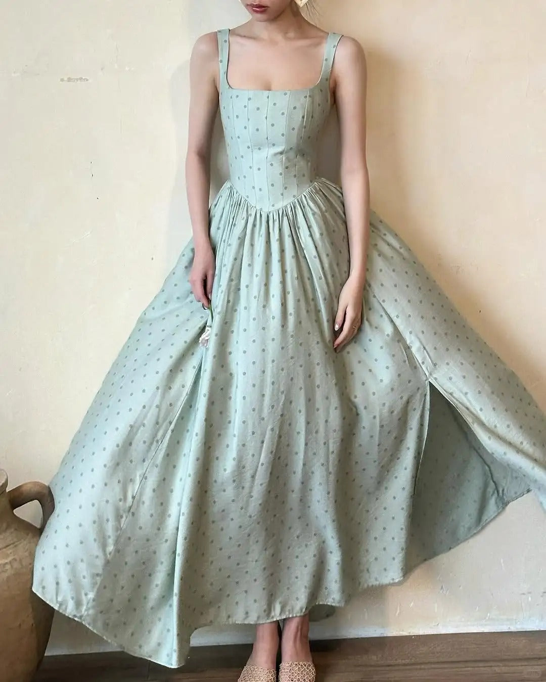 girlhomeshops – Grünes, schlichtes und elegantes, gepunktetes, langes, formelles Ballkleid gh5608