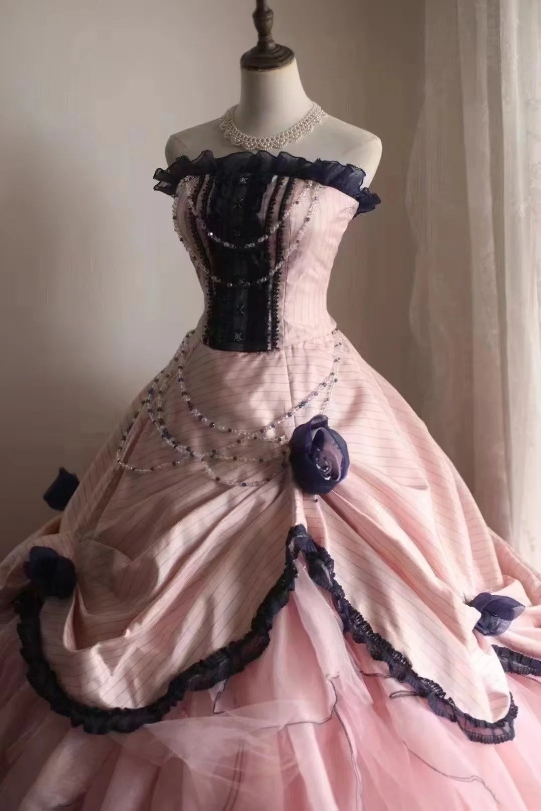 girlhomeshops - Ärmelloses Puffkleid in Rosa und Blau mit kontrastierender Spitze, bodenlanges Abendkleid aus Satin im Retro-Stil, gh5830