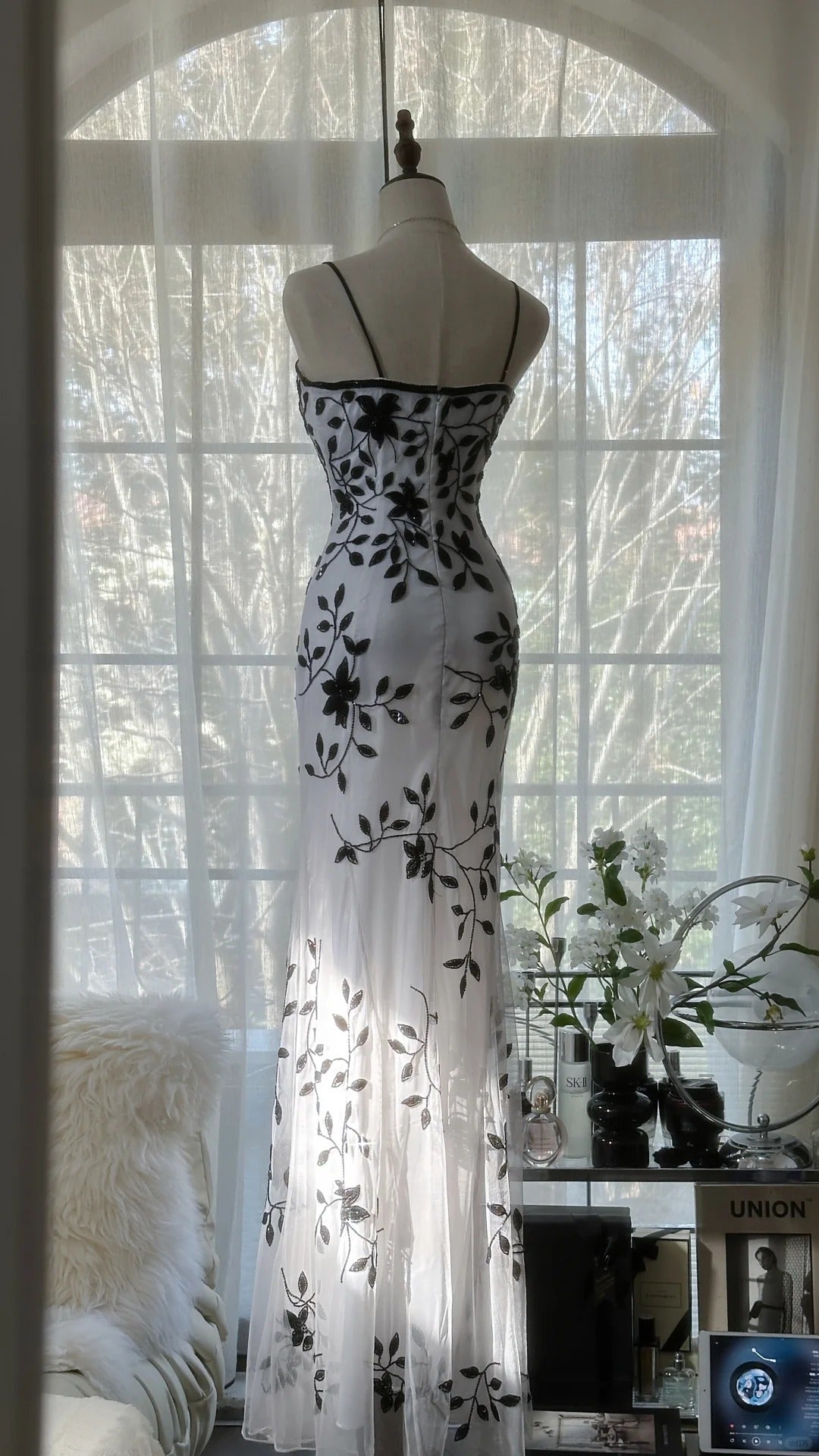 Robe de soirée longue en mousseline de soie, élégante, romantique, noire, à fleurs, pour anniversaire, mariage, vacances, gh4020