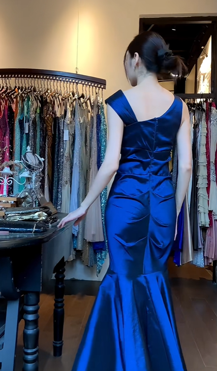 One Shoulder Royal Blue Satin Evening Gown Ruched Rhinestone Detail Mermaid Long Prom Dress gh9685