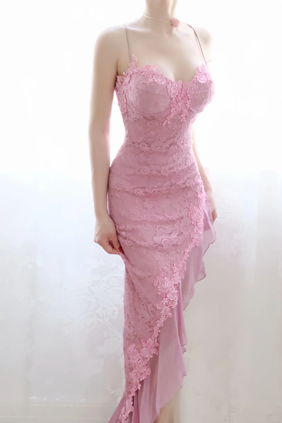 Women Pink Lace Mermaid Evening Gown Spaghetti Straps Sweetheart Neck 3D Flower Appliques Asymmetrical Chiffon Ruffle Formal Dress gh9571