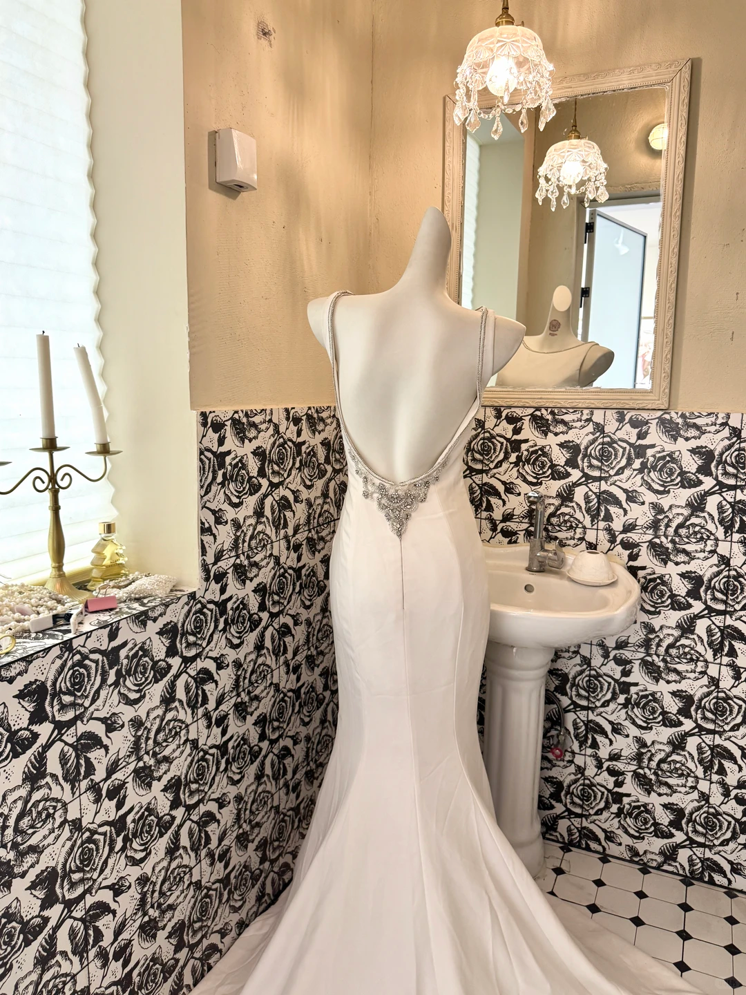 White Sleeveless Waist-Cinched Figure-Flattering Sexy Bodycon Long Romantic Dress, Wedding Gown gh7736
