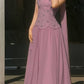 Burgunderfarbenes Ballkleid mit Neckholder und Verzierungen | Luxuriöses Vintage-Maxikleid mit gekreuzter Schleppe für Galabälle gh6475