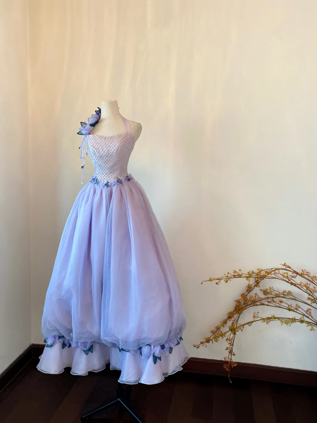 Light Purple Halter Neck Fitted Waist Bud Hem Elegant Evening Gown gh7137