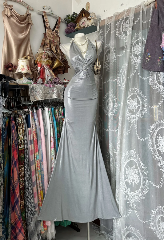 Grey Halter Neck Waist-Cinched Bodycon Sexy Long Evening Party Gown gh7193