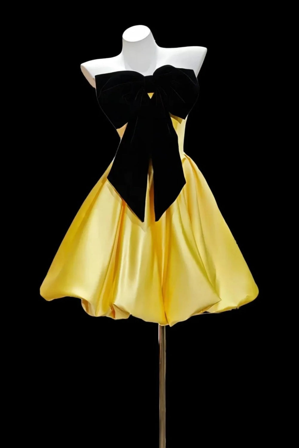 Nouvelle robe courte élégante en satin pour la rentrée scolaire/robe d'anniversaire gh6836