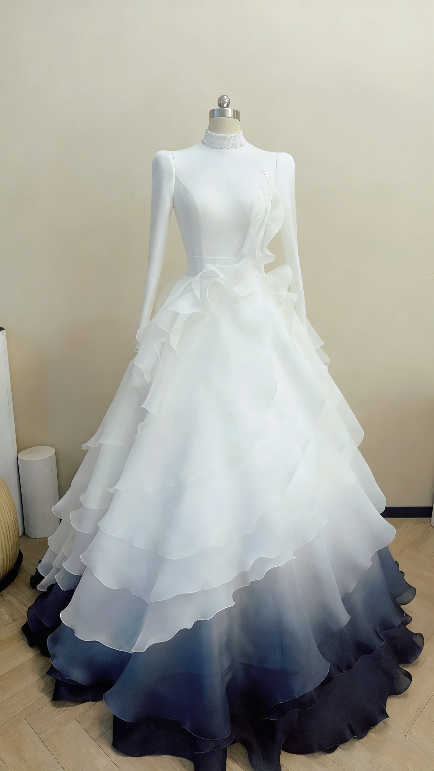 Robe de soirée blanche et bleue à dégradé de tulle, col montant, manches longues et traîne à volants, robe de mariée gh6390
