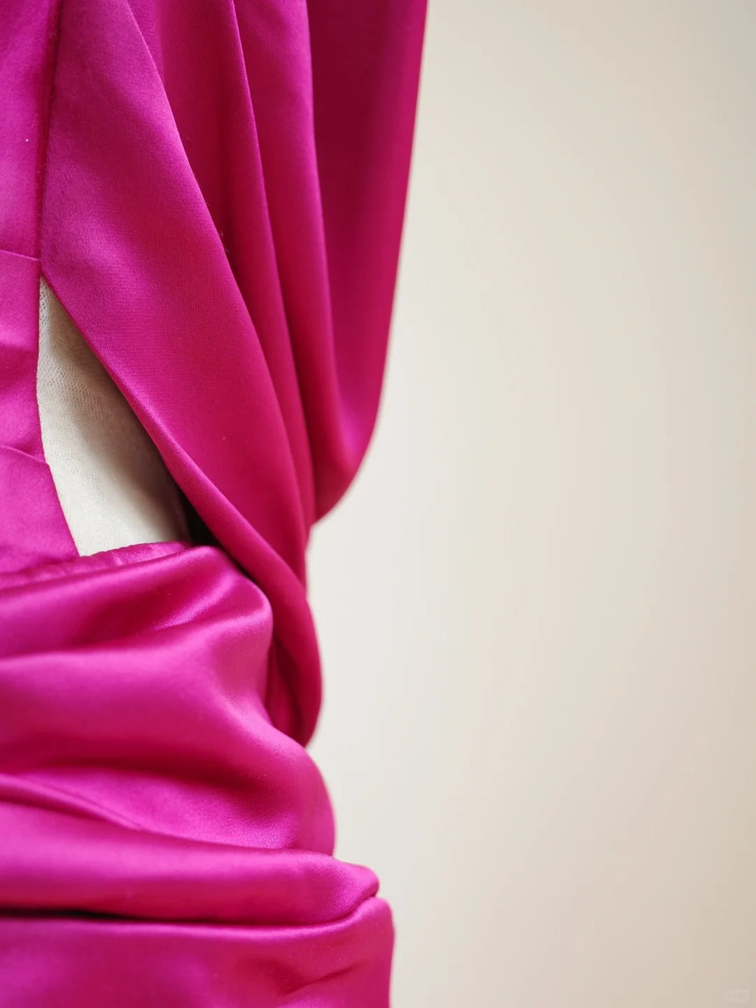 Girlhomeshops - Dunkelrosa stilvolles und elegantes langes Satin-Ballkleid Abendkleid gh5065