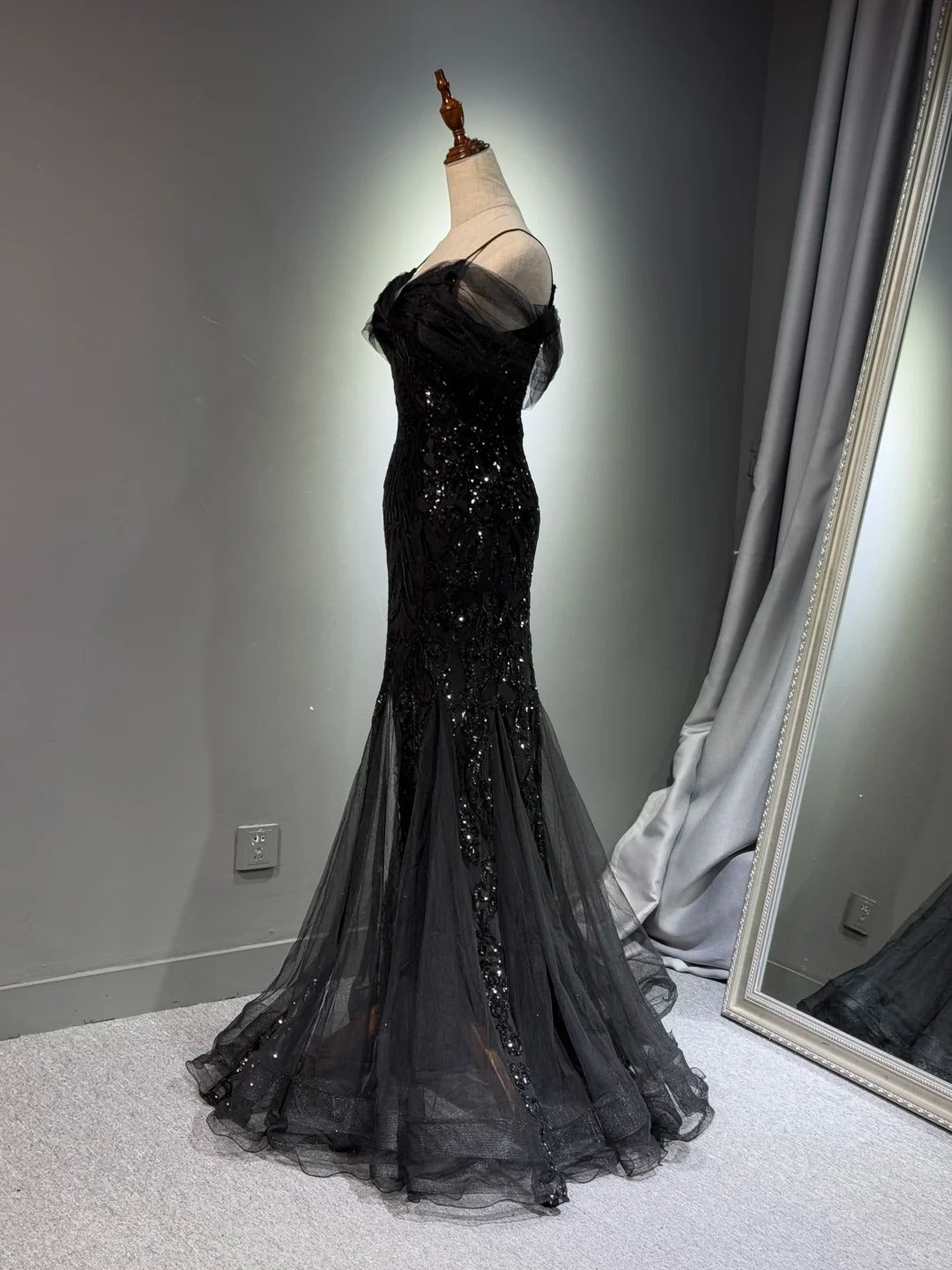 Girlhomeshops - Schwarzes, glänzendes Meerjungfrau-Ballkleid mit langen Pailletten, Abendkleid, Abschlussballkleid, gh5112