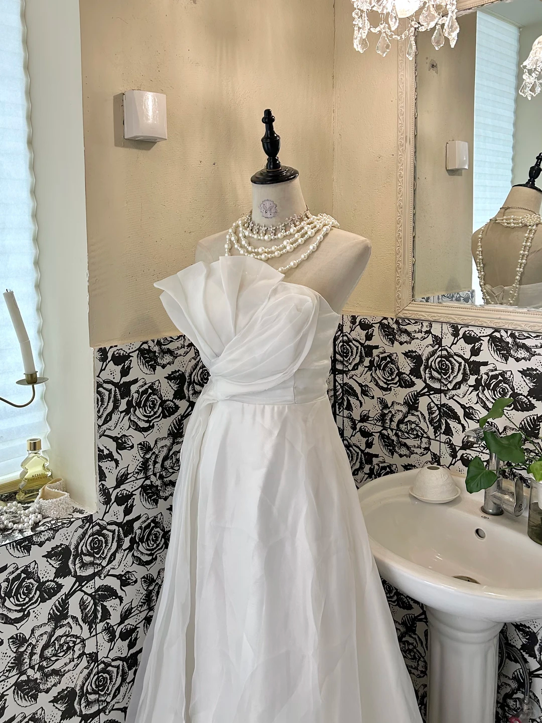 White Strapless Waist-Cinched Full Flared Long Romantic Dress, Wedding Gown gh7661